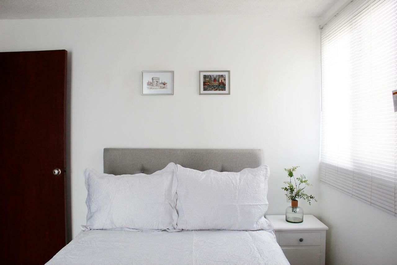 Suites Ciento 37 Леон Экстерьер фото